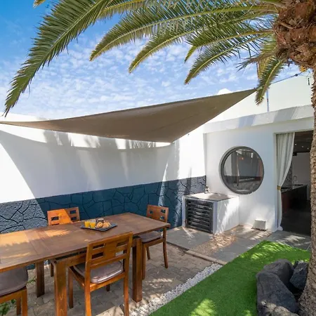 The Lighthouse, Piscina Climatizada