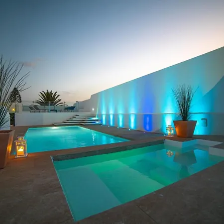 The Lighthouse, Piscina Climatizada Villa